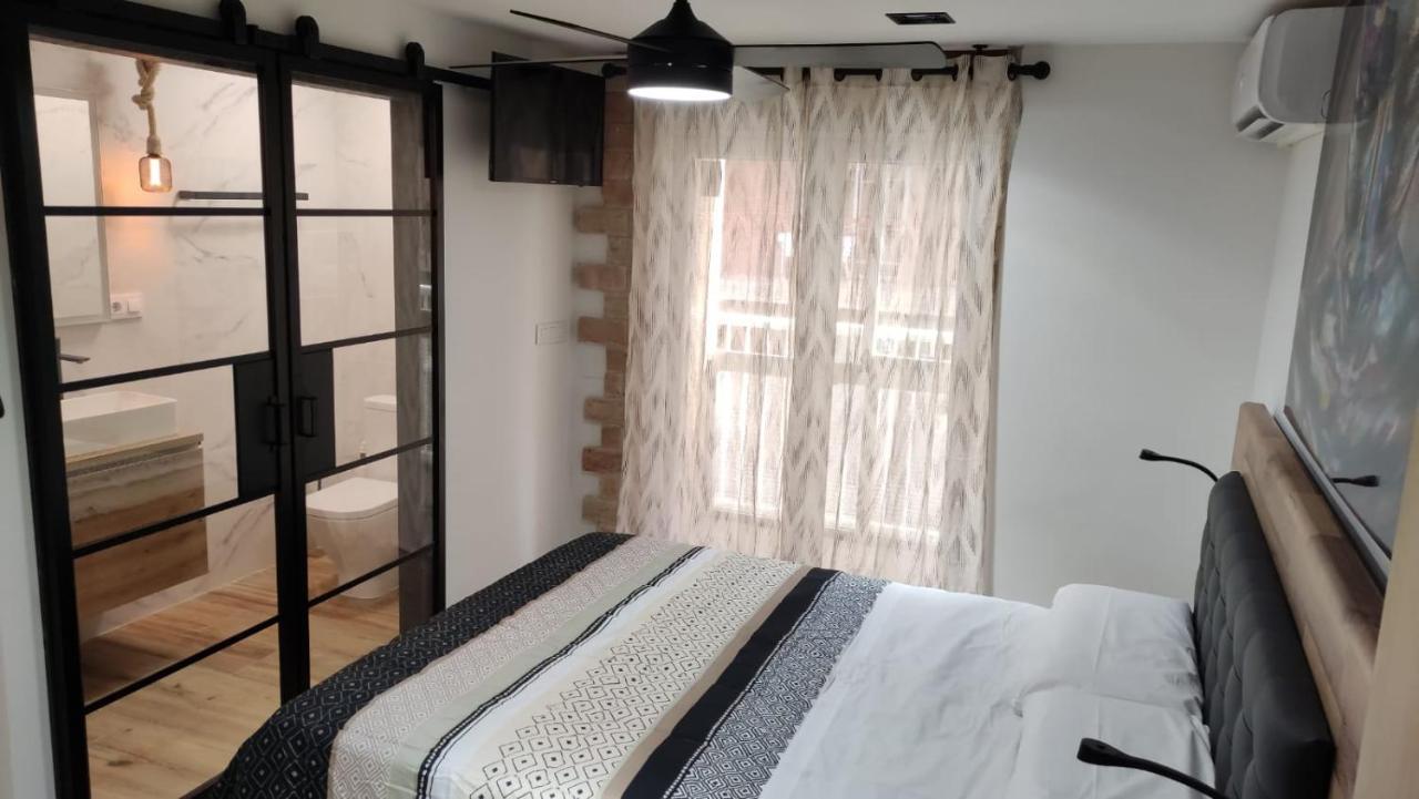 Solymar Poniente Apartamento Recien Reformado A 3 Min De Playa Poniente Y Del Centro Parking Opcional ベニドルム エクステリア 写真