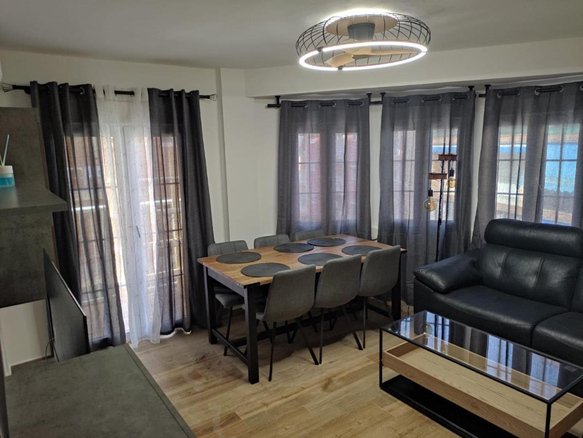 Solymar Poniente Apartamento Recien Reformado A 3 Min De Playa Poniente Y Del Centro Parking Opcional ベニドルム エクステリア 写真