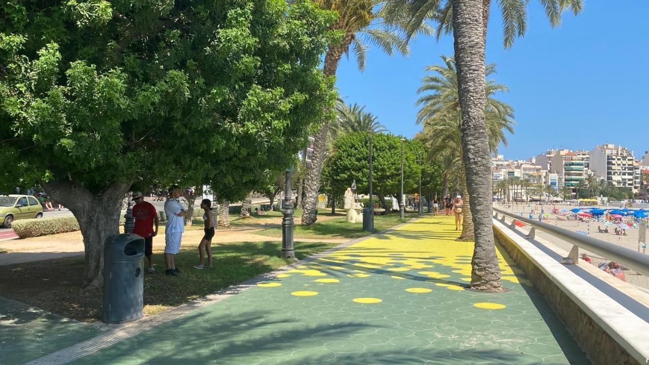 Solymar Poniente Apartamento Recien Reformado A 3 Min De Playa Poniente Y Del Centro Parking Opcional ベニドルム エクステリア 写真