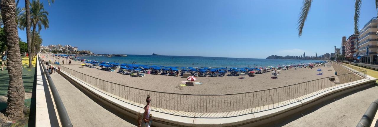 Solymar Poniente Apartamento Recien Reformado A 3 Min De Playa Poniente Y Del Centro Parking Opcional ベニドルム エクステリア 写真