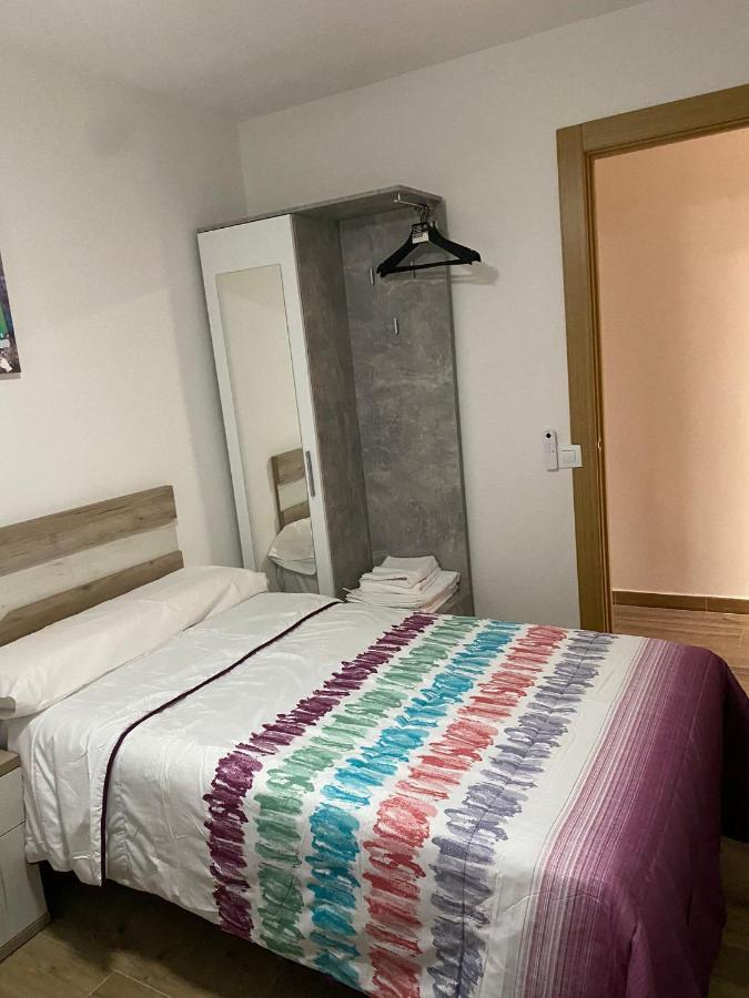 Solymar Poniente Apartamento Recien Reformado A 3 Min De Playa Poniente Y Del Centro Parking Opcional ベニドルム エクステリア 写真